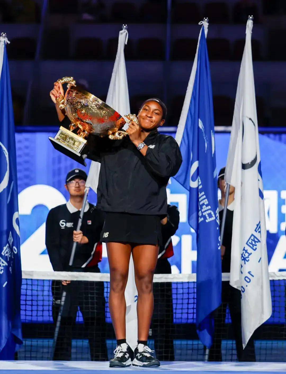 对手完全站 对手完全站